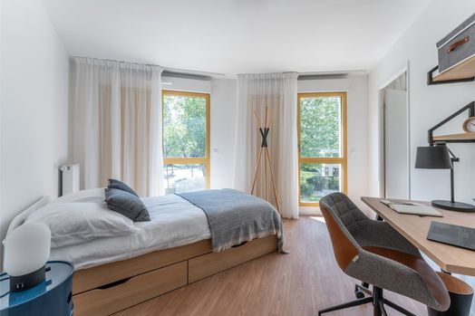 Silver 1 Bedroom Apartment Accessible