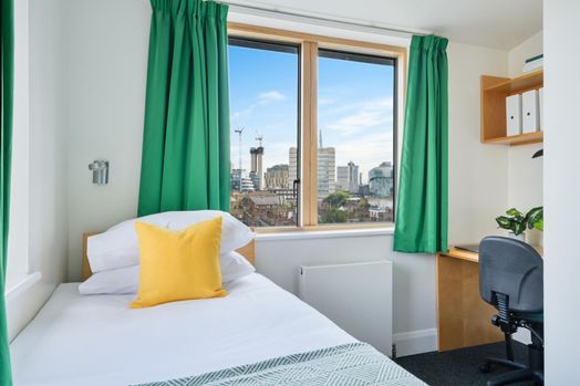 Photo of a aXO Waterloo.