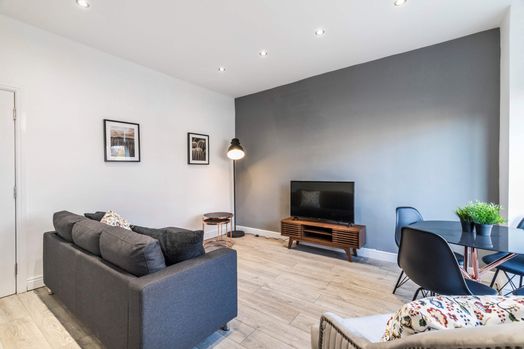Photo of a 49, St. Anns Avenue.