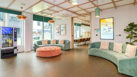 Photo of a flora Building.