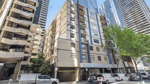 Photo of a student Living on A'Beckett.