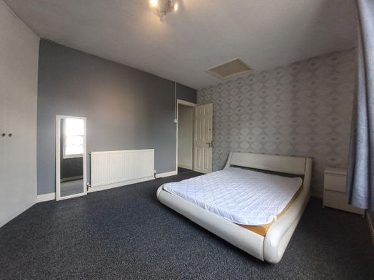 Photo of a 66 St. Peter's Place.
