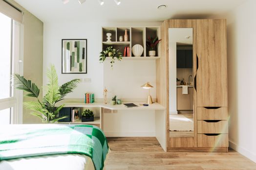 Studio – Luxe