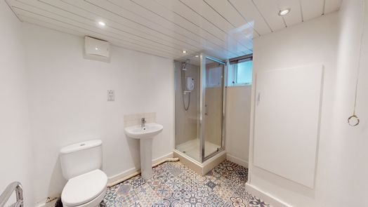 Photo of a last Room Available! Don’t Miss Out!.
