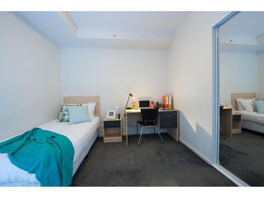 2 Bedroom Apartment - Small Low Level