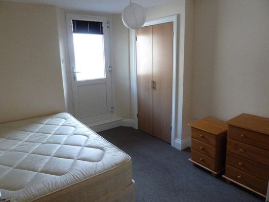 39B, Connaught Avenue
