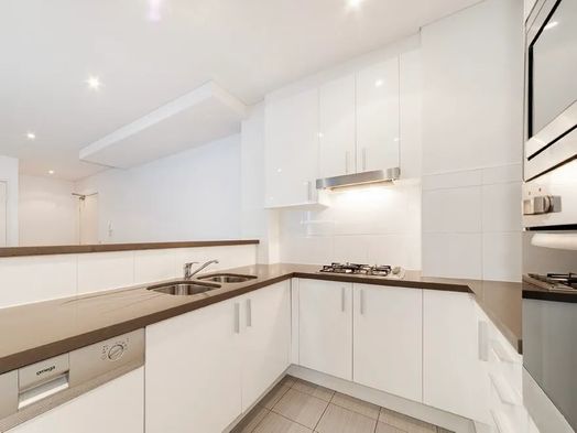 Photo of a belong Waterloo – Luxury 1 Bedroom Apartment Near UNSW, USYD & UTS.