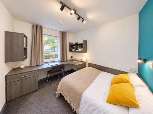 Platinum Ensuite