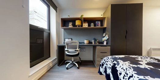 Bronze En-suite