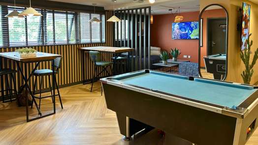 Photo of a the Northfield.