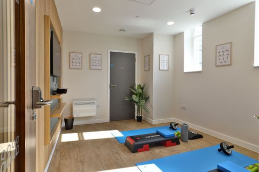 Photo of a college House.