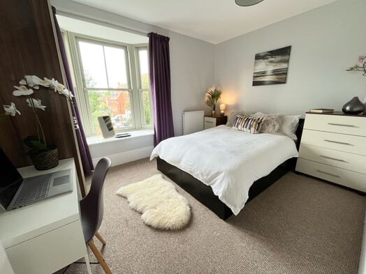 Photo of a premium Living for Students / Placement Students.