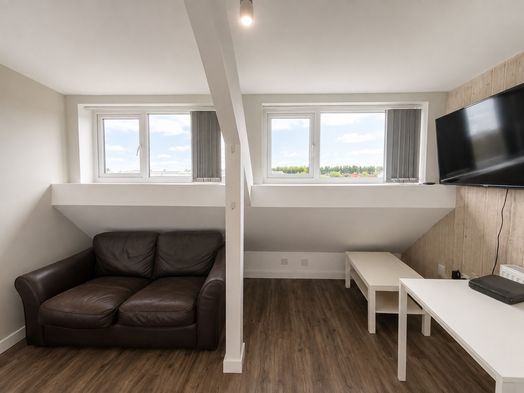 Photo of a flat 7, 110 Fabian Way SA1 8PA.