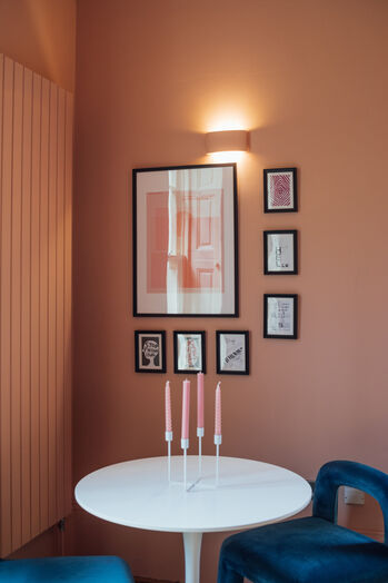 Photo of a stunning 1 Bedroom Apartment Available .