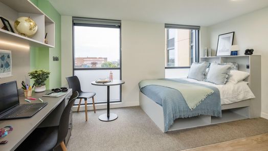 Premier Studio