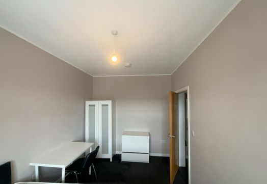 Photo of a flat 6, 110 Fabian Way SA1 8PA.