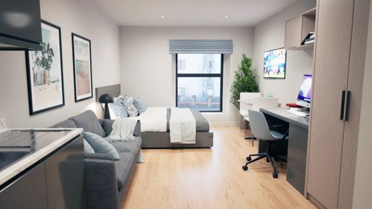 Deluxe Studio