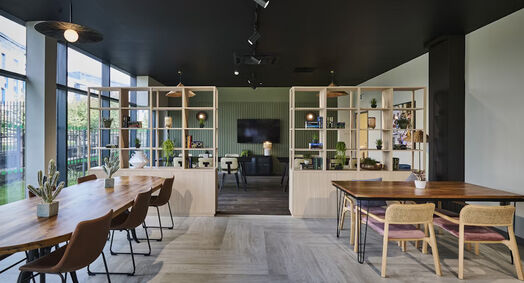 Photo of a ensuite Standard.