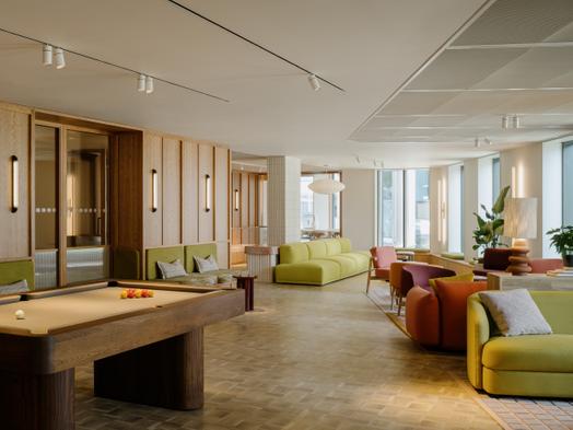 Photo of a canvas Arthur House.