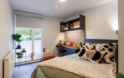10 Bed En-Suite Plus