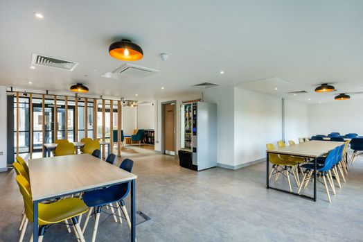 Photo of a luneside.