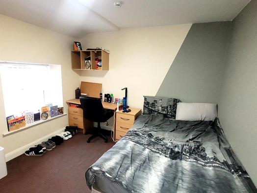 Photo of a flat 1, 42 North Road, Lancaster, LA1 1NY.
