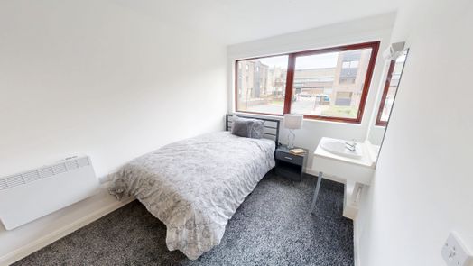 3 Bed Apartment