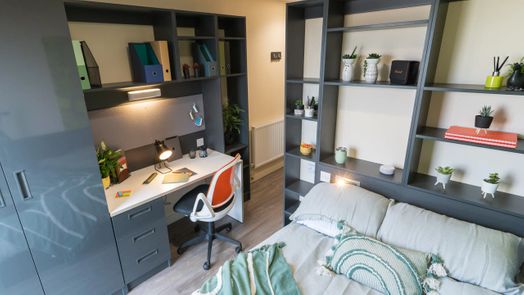8 Bed Classic En-Suite