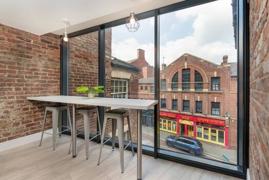 Photo of a rooms available Anglo Works (1AW).