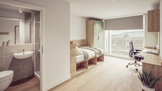 5 Bed Standard En Suite