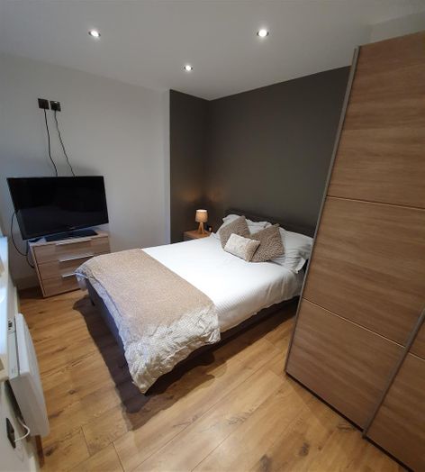 Photo of a flat 4, 127 St. Leonards Gate, Lancaster, LA1 1NL.