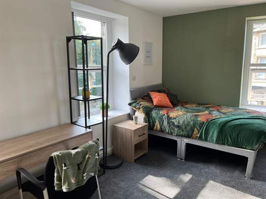 Photo of a studio 5, 1 Park Square (first floor), Lancaster, LA1 3PX.