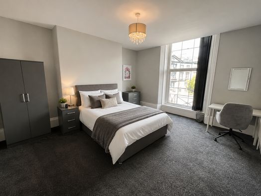 Photo of a 69, Hill Park Crescent.