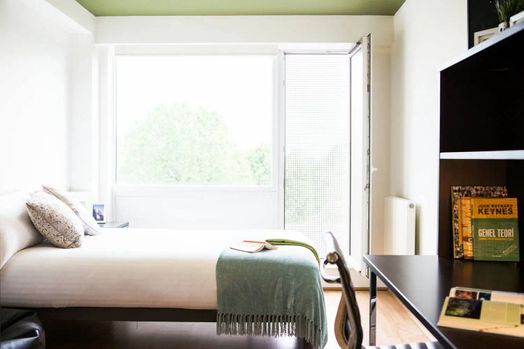 Silver Studio (Canal View)