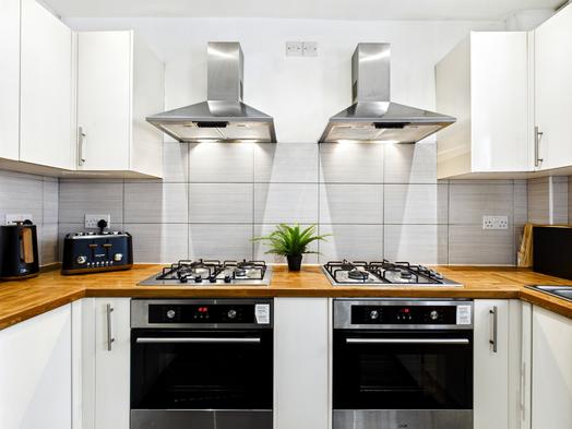 Photo of a 142 King Edwards Road - 5 Bed.