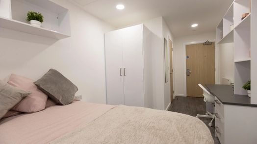 7 Bed Classic En-Suite
