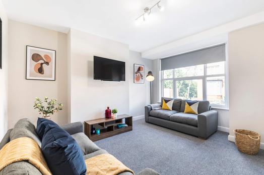 Photo of a 23, Hartley Avenue.