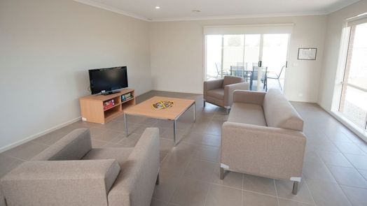 Photo of a la Trobe University Shepparton Campus.
