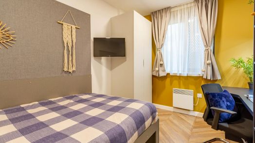 Standard - 2 Bed Flat