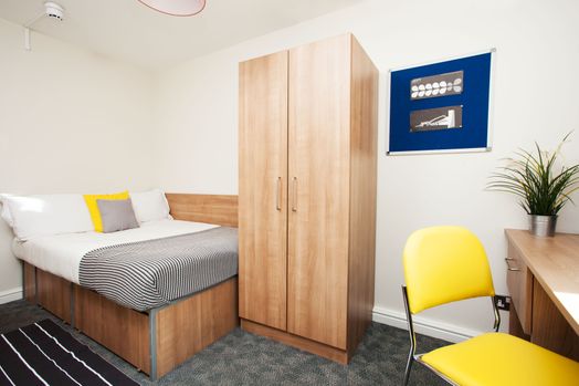 Bronze Non-Ensuite