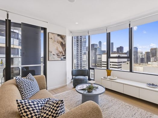 2 Bedroom, 1 Bathroom with Study Desk