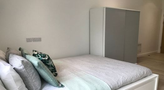 Studio (Single Bed)