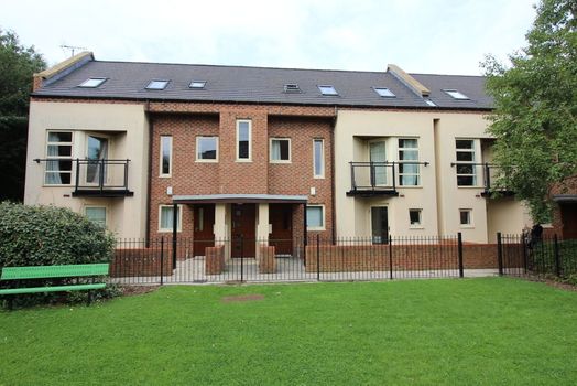 Photo of a fountayne House, Lawrence Square.
