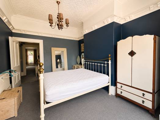 Photo of a heathfield.