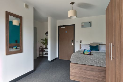 Accessible Gold Studio