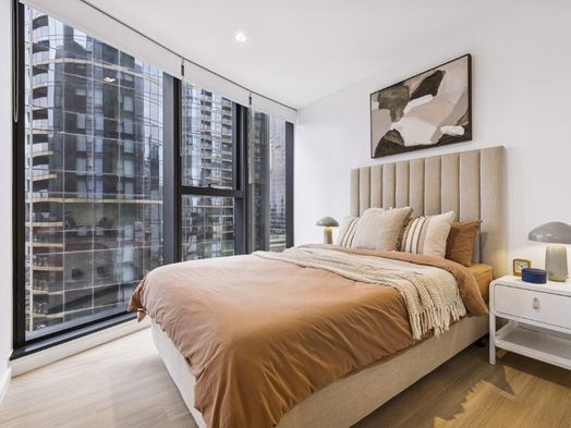 2 Bedroom, 2 Bathroom Apartment (Furnished)