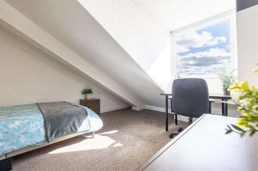Photo of a flat 8, 10 Pitt Street, Lancaster, LA1 1NX.