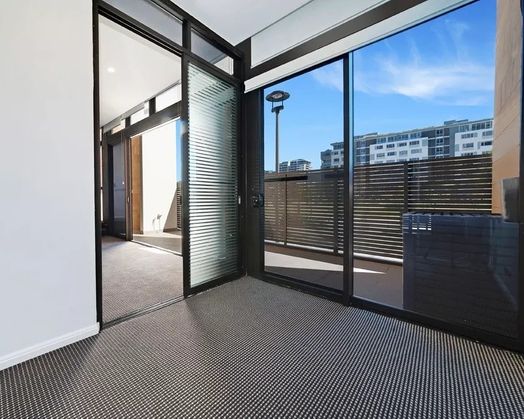 Photo of a belong Waterloo – Luxury 3 Bedroom Apartment Near UNSW, USYD & UTS.