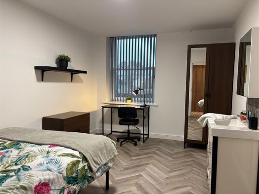 Photo of a flat 4, 10 Pitt Street, Lancaster, LA1 1NX.
