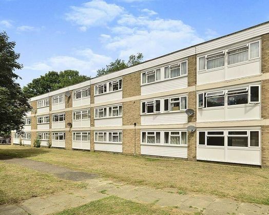 Photo of a 45 Long Meadow Way.